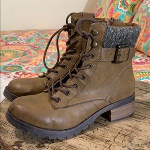 NWOB Brown Combat Boots